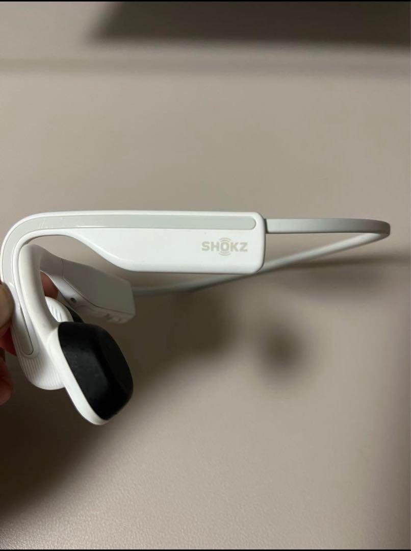 SHOKZ ワイヤレスネックバンドイヤホン ホワイト SHOKZ ワイヤレスネックバンドイヤホン ホワイト