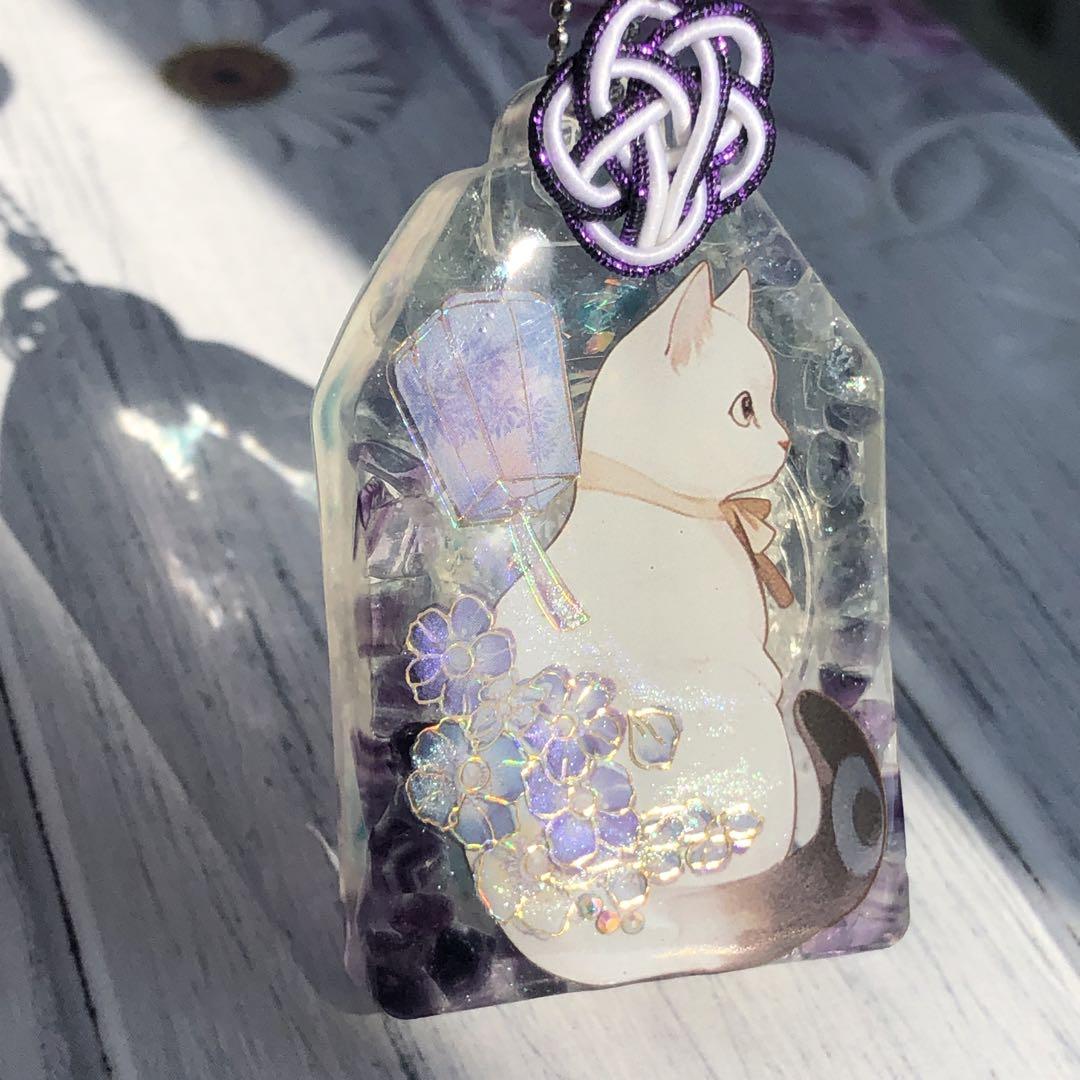 【2657】ぐで猫 チャーム 天然石 御守り レジン ハンドメイド キーホルダー