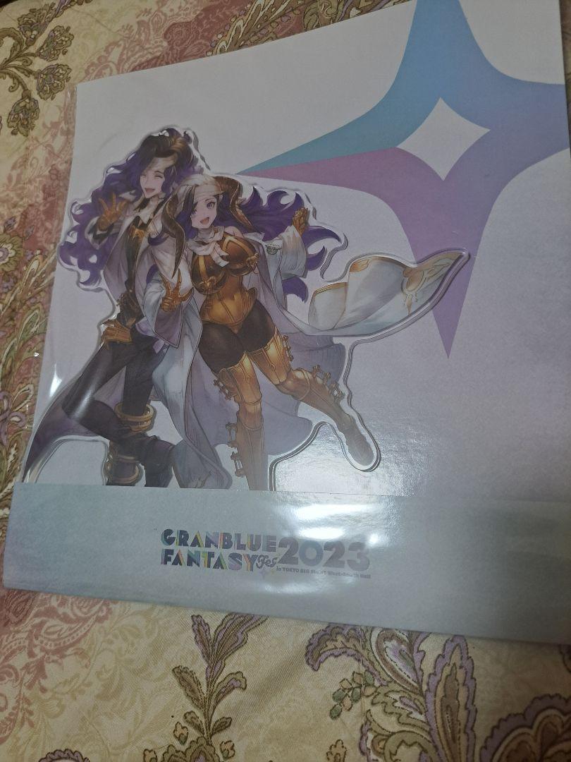 グラフェス オロロジャイア アクスタ - メルカリ