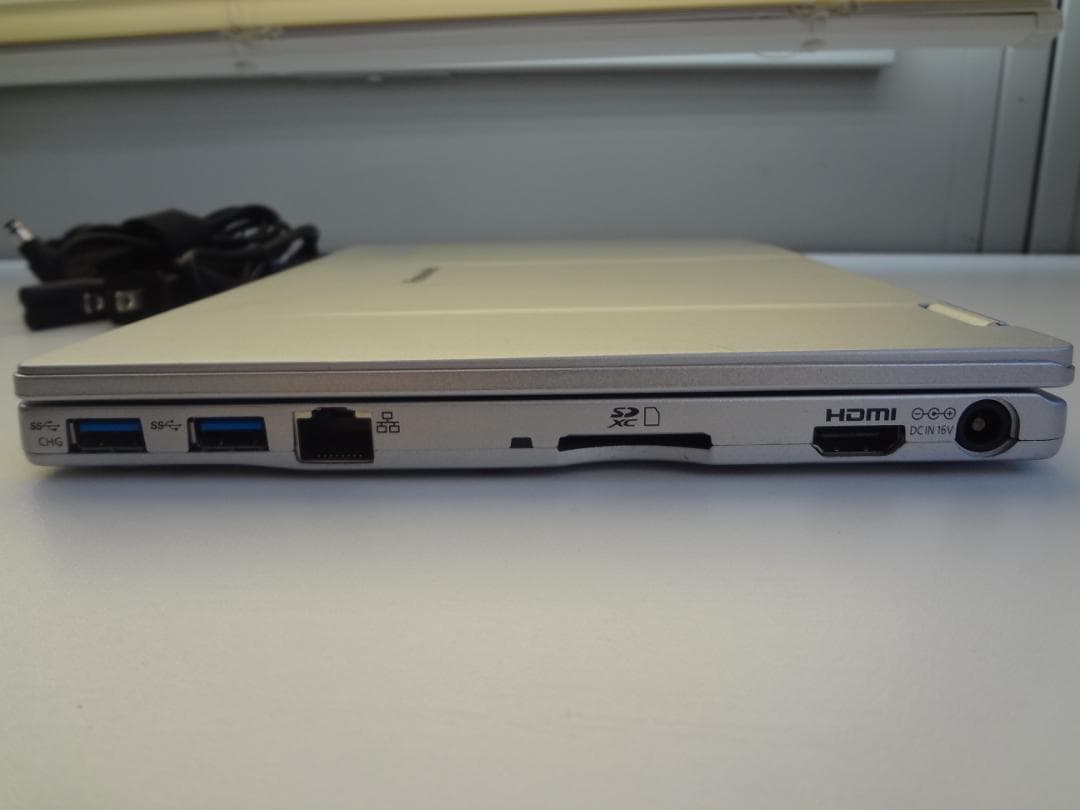 Let's note CF-RZ6 i5-7Y57 SSD256(新品)MEM8