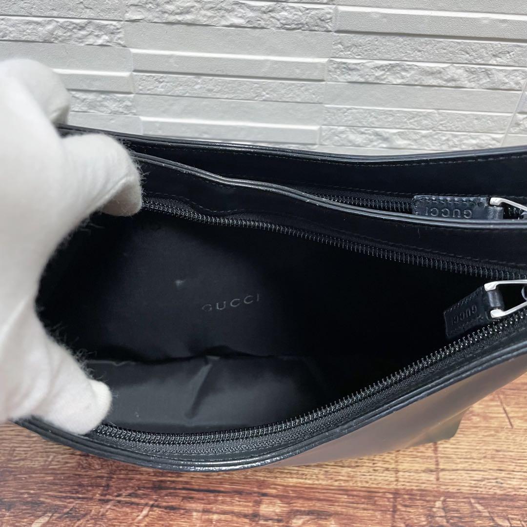 グッチ レザー ワンショルダー ハンド バッグ シルバー金具