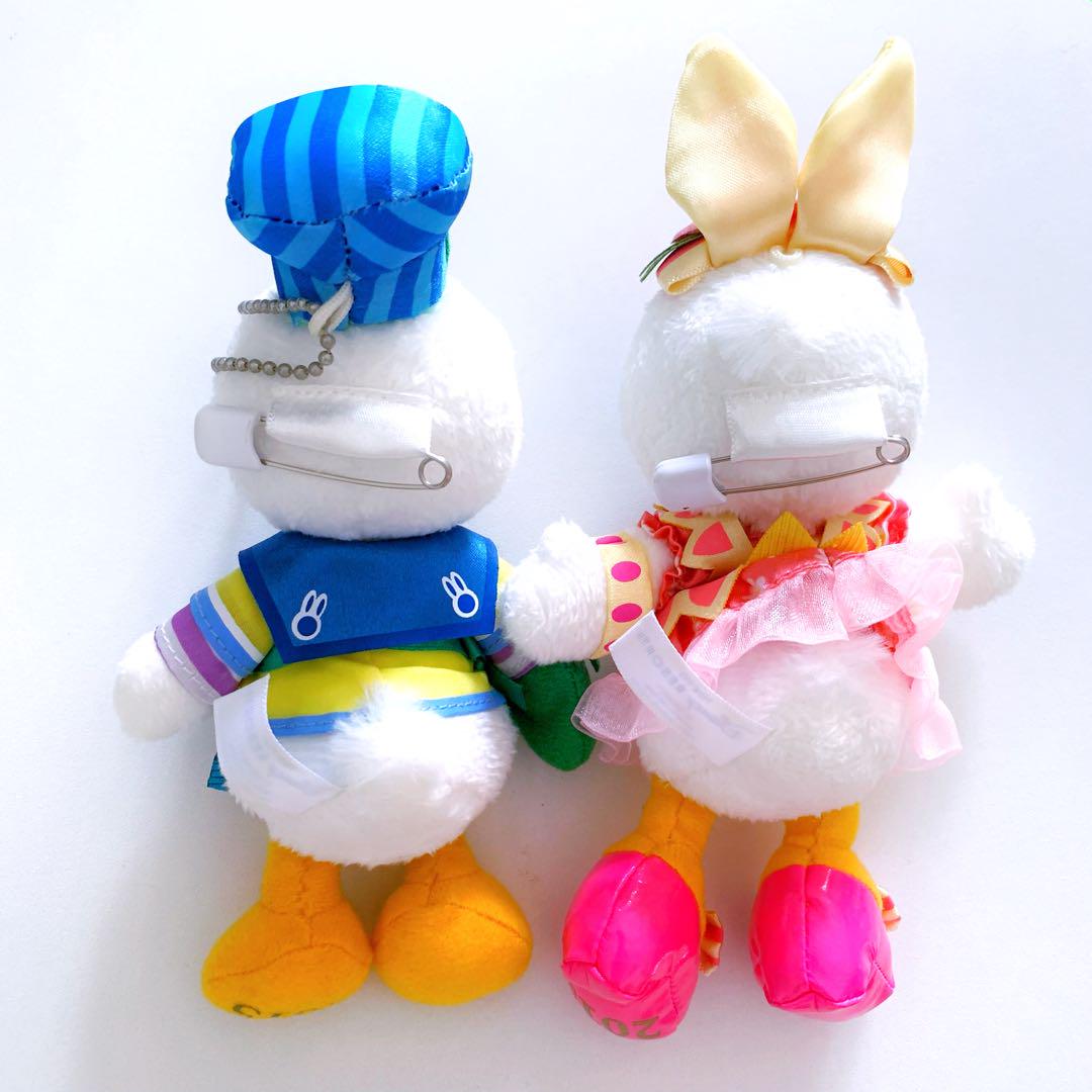 ディズニー ドナルド デイジー イースター ぬいぐるみバッジ
