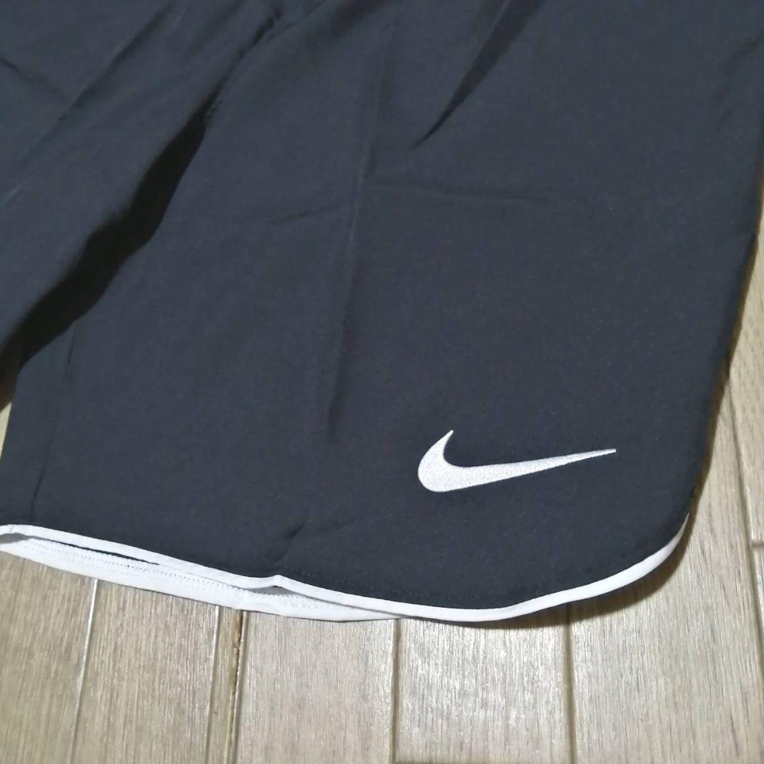 【希少残りわずか】新品　NIKE　ナイキ　メンズ　上下セット　Lサイズ　白　黒