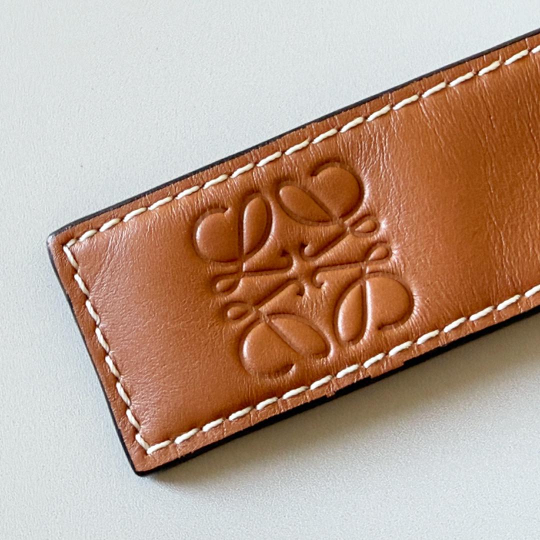 LOEWE スラップブレスレット タン バングル