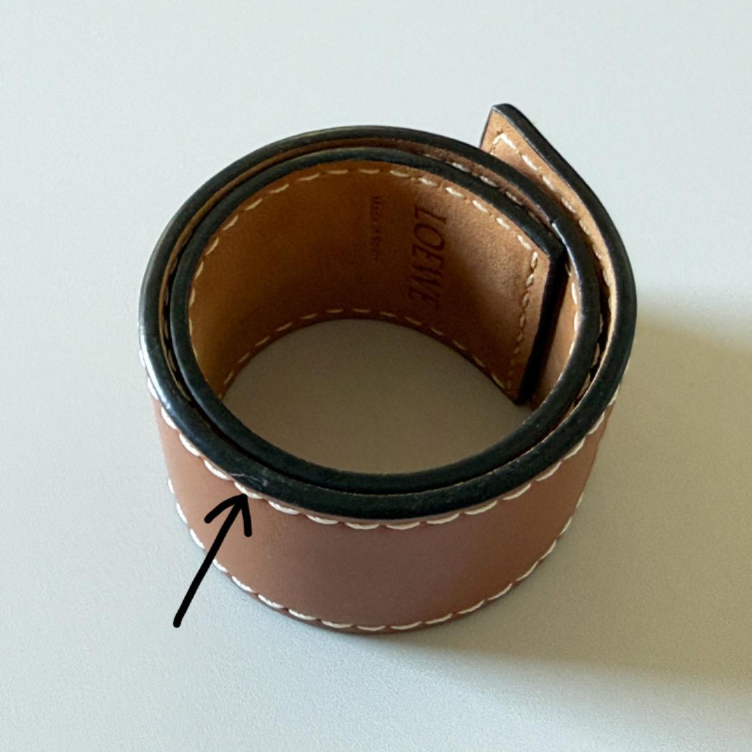 LOEWE スラップブレスレット タン バングル