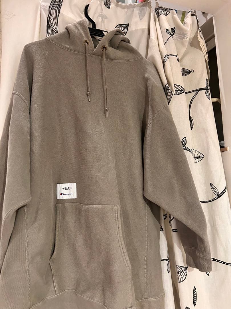 wtaps champion パーカー 19,600円