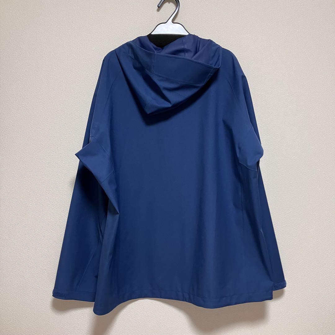【新品】ユニクロ　ブロックテックパーカ　3Dカット　メンズ　ブルー　XL
