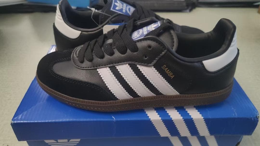 adidas Samba ブラック|ホワイト スニーカー 23.5CM23.5cm・adidas WWW_MORNINGWALKER_COM