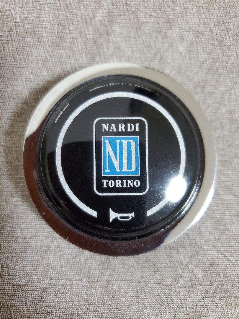 Nardi35Φパンチングレザーステアリング