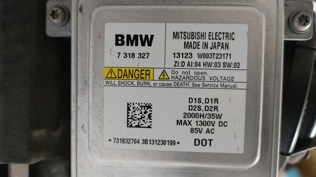 BMW 1シリーズ F20 純正 右 HID ヘッドライト 7229688