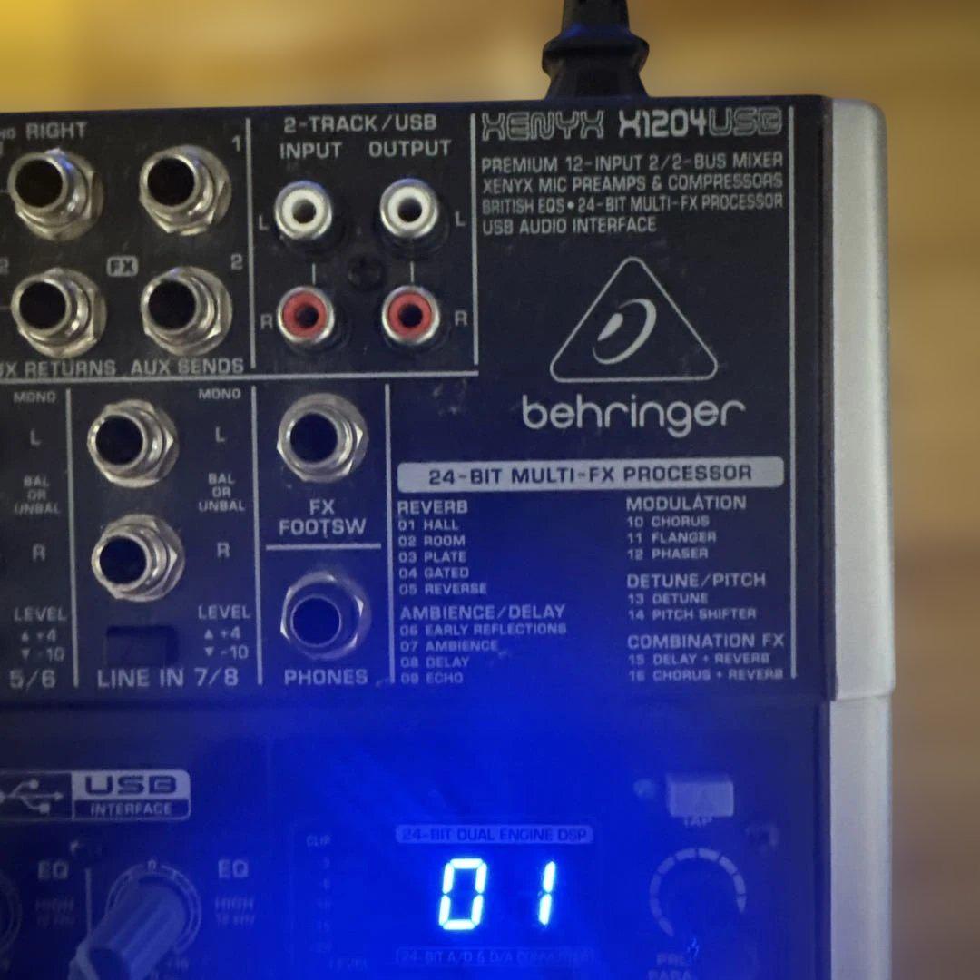 behringer XENYX X1204USB アナログミキサー