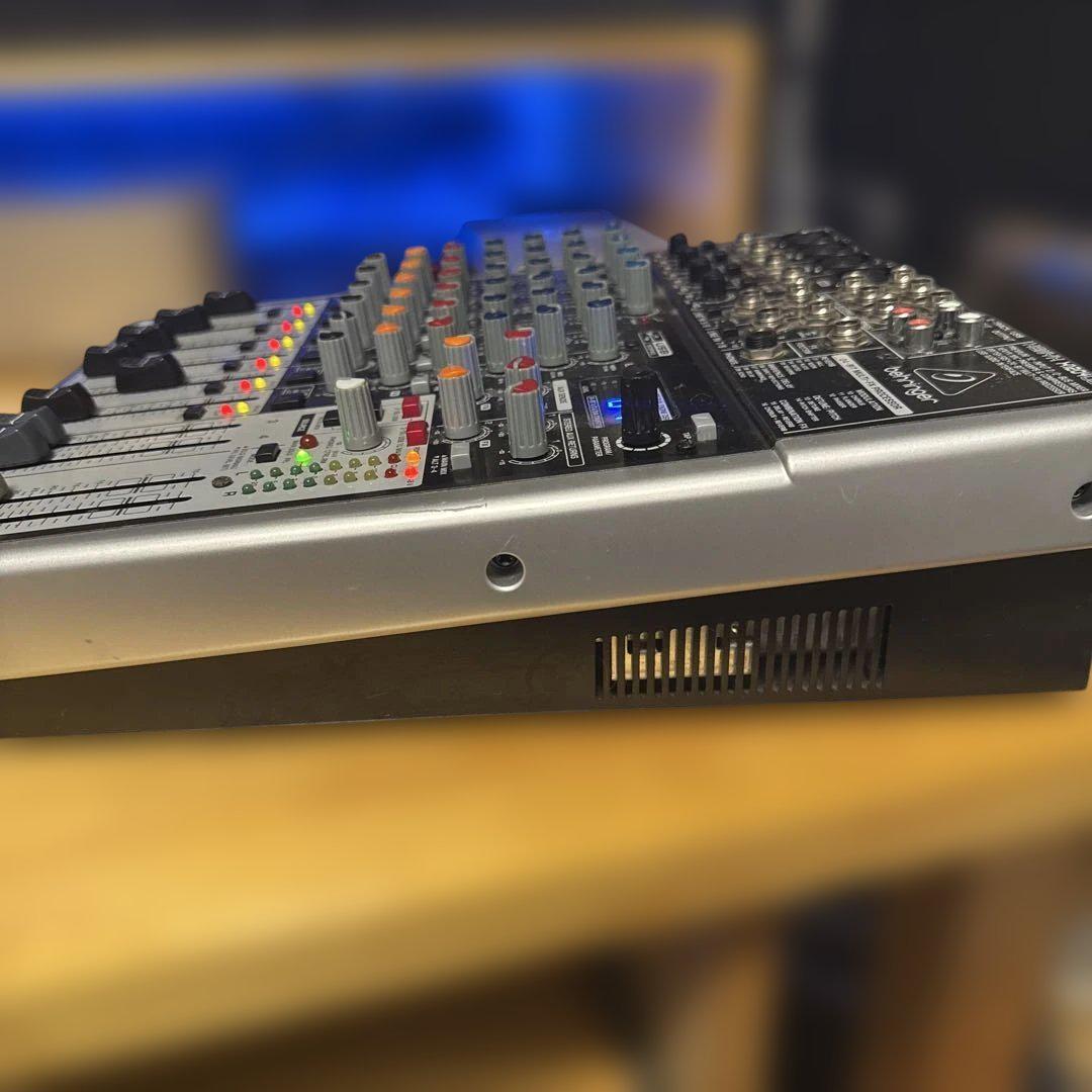 behringer XENYX X1204USB アナログミキサー