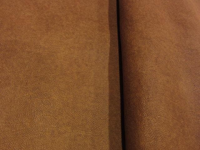 イタリアンショルダー★型押し★ヌメ革★キャメル系★156ds　I-32