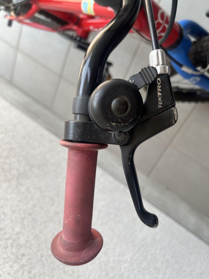 ヨツバサイクル　18インチ　ヒーローレッド