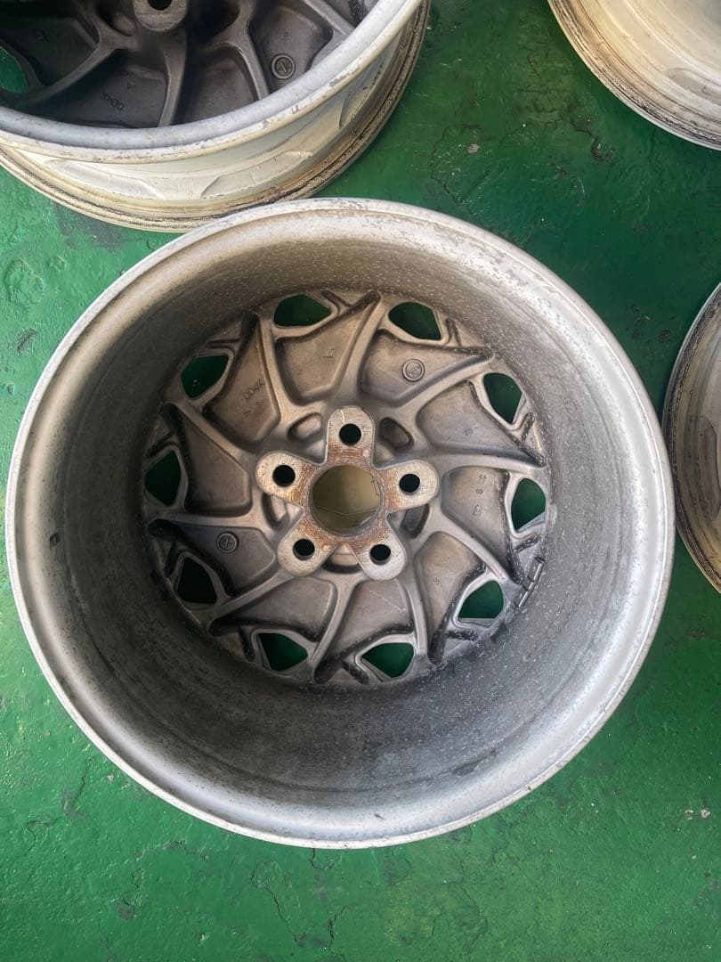 スープラ純正ホイール