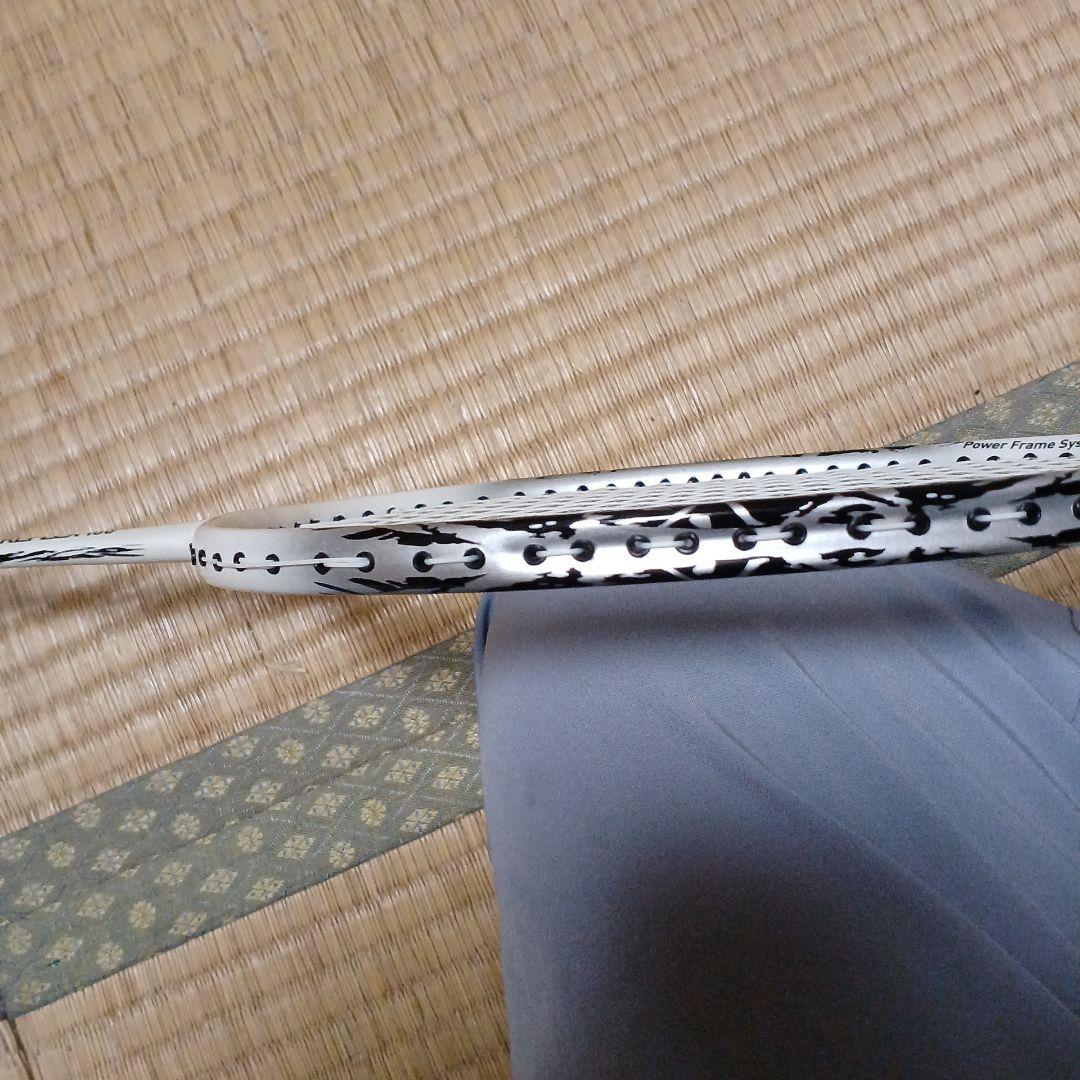 HEADケース入りバドミントンラケット