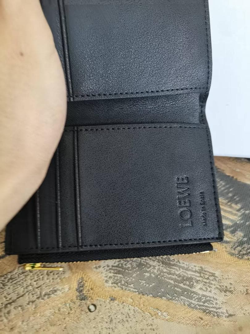 極美品✨ロエベ 三つ折り財布 バーティカルウォレット アナグラム ブラック