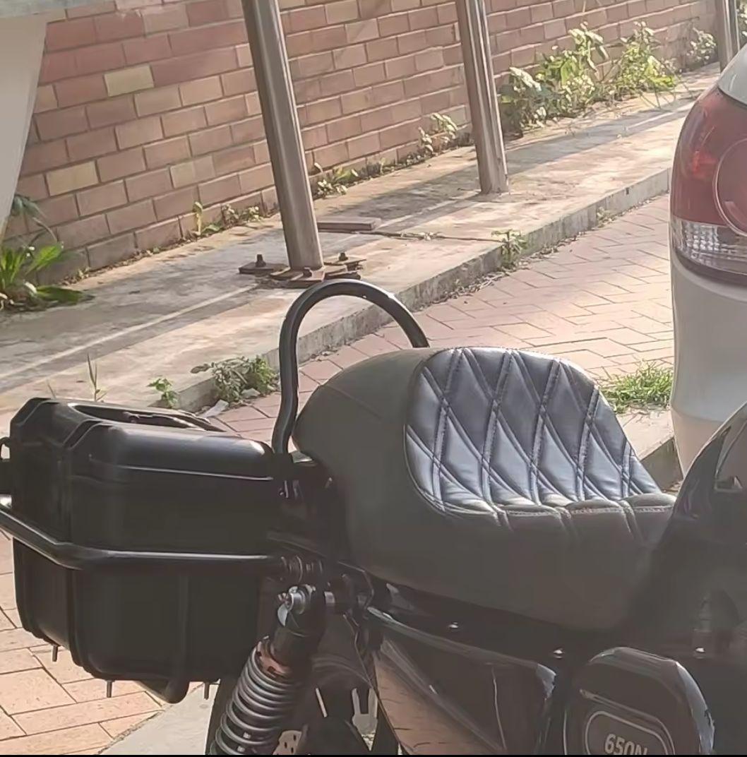 ハーレースポーツスター用シート