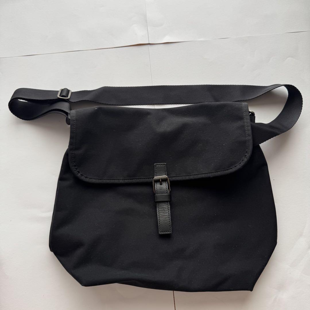 【極美品】agnes b. アニエスベー ナイロン ショルダーバッグ ブラック黒 アニエスベーショルダーバッグ アニエスベー agnes b ショルダー