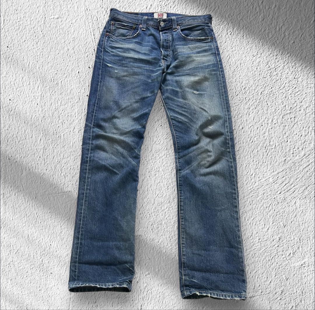 リーバイス501ストレートデニム ブルー ダメージ加工