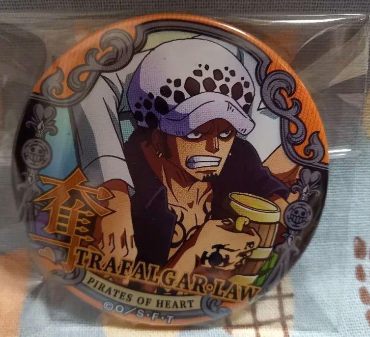 ONE PIECE 輩缶バッジ　トラファルガー•ロー　4点セット 613ExzVS3kL._UF350,350_QL50_.jpg