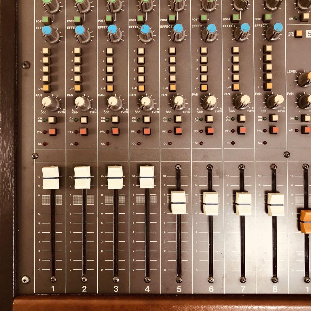TASCAM M-308 ミキサー