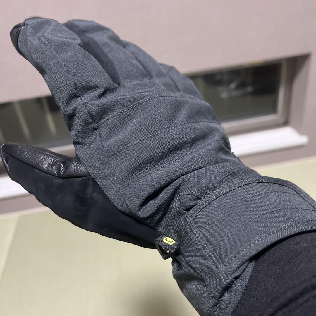 極美品！！バートン　グローブ　ゴアテックス