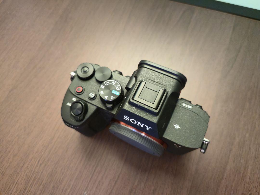 【超美品】SONY α7 IV ミラーレスカメラ 本体　撮影枚数1,482枚