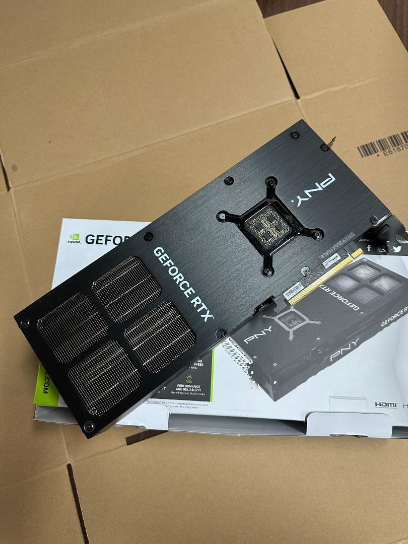 PNY GEFORCE RTX4090 VERTO グラフィックスボード