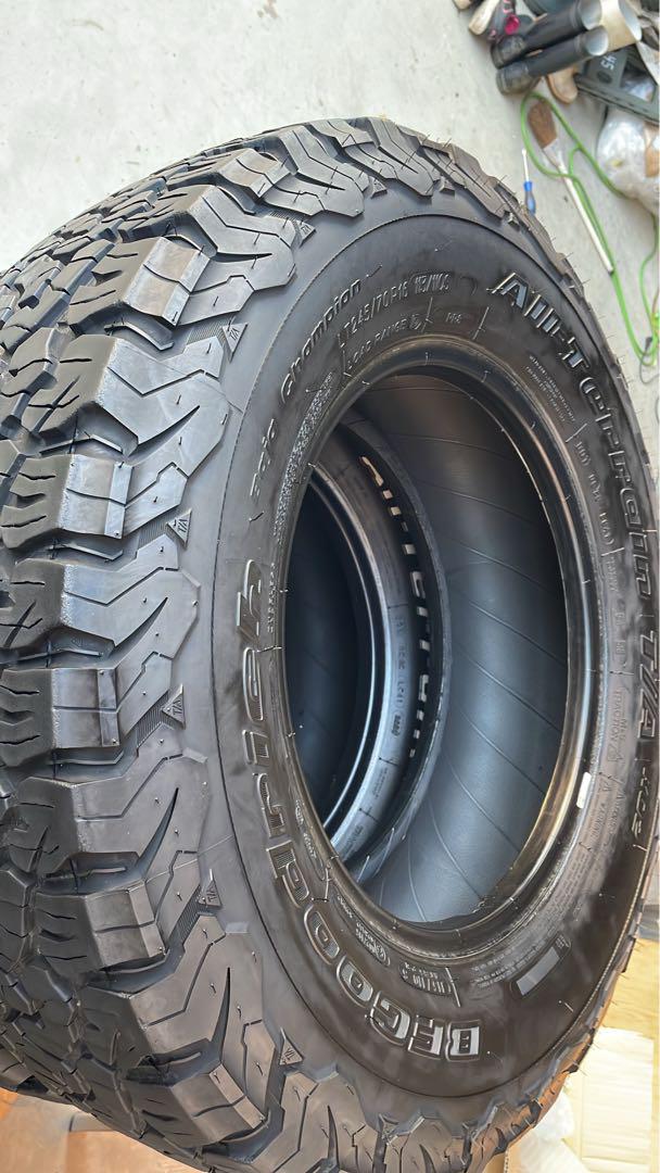 ①バリ溝　BF GOODRICH T/A KO2 245/70R16 残8.5m