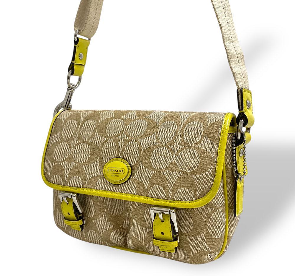 レア色 COACH コーチ ショルダーバッグ シグネチャー PVC イエロー