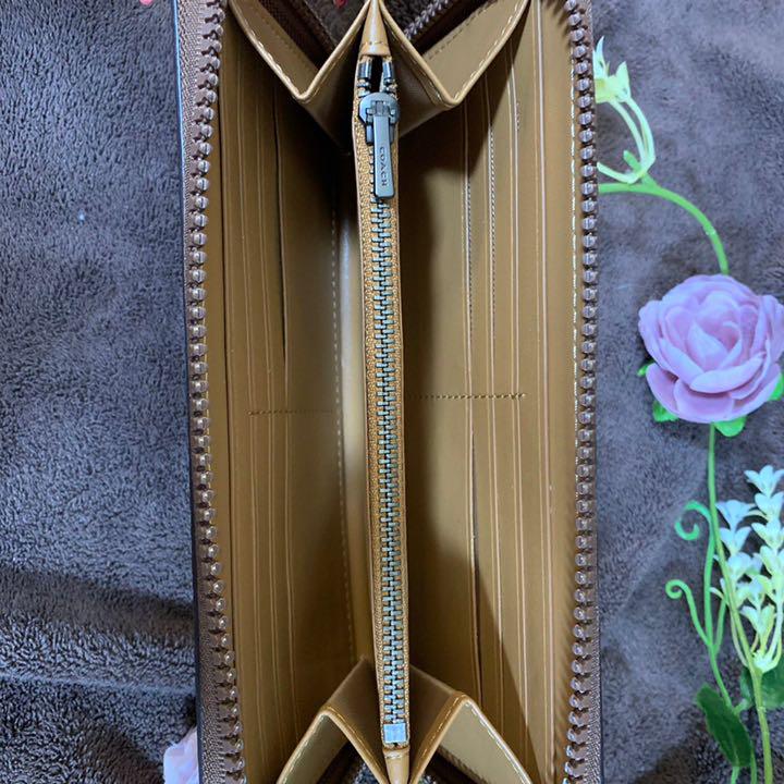 安い格安 新品 未使用 COACH コーチ アイボリーカラー 馬車 JscwH-m56861845209 超激得お得