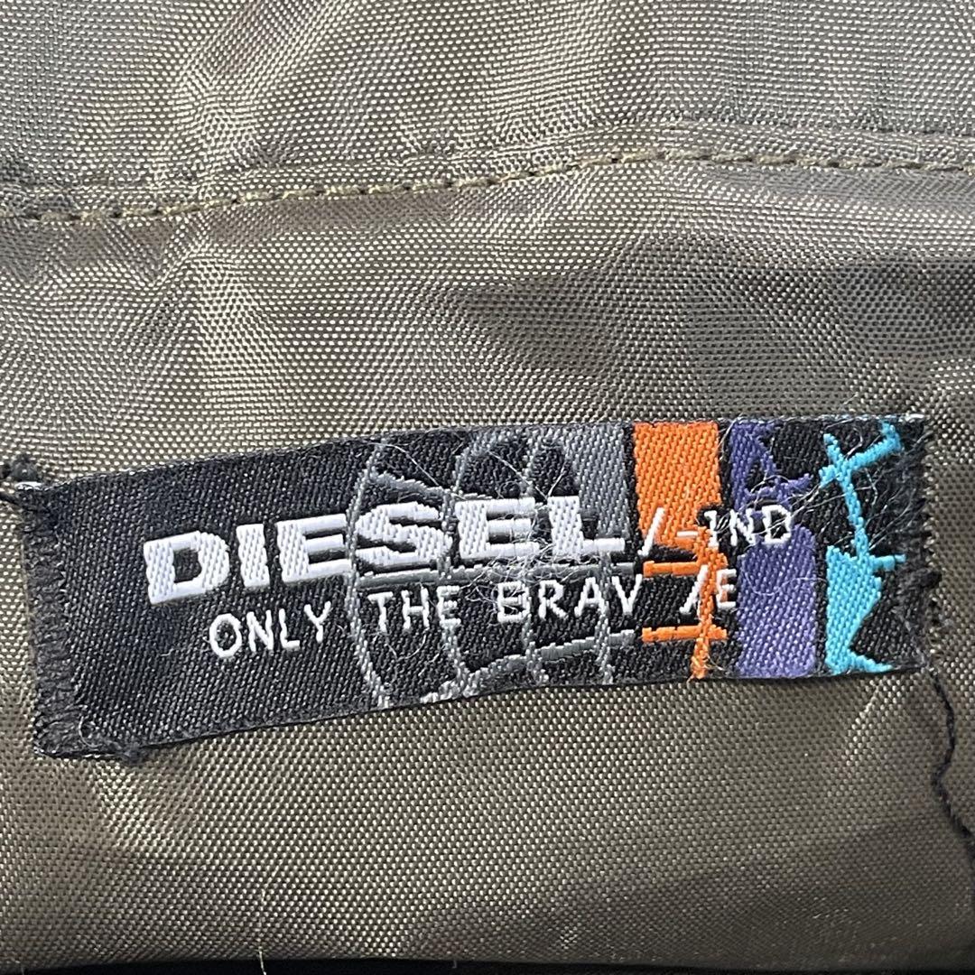 美品 DIESEL ディーゼル ショルダーバッグ メッセンジャーバッグ カーキ