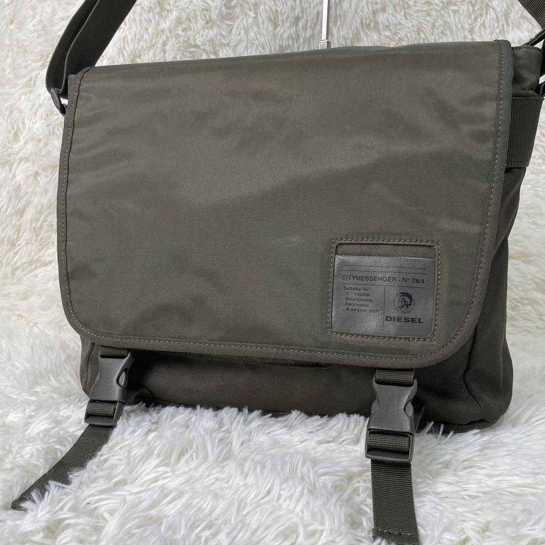 美品 DIESEL ディーゼル ショルダーバッグ メッセンジャーバッグ カーキ