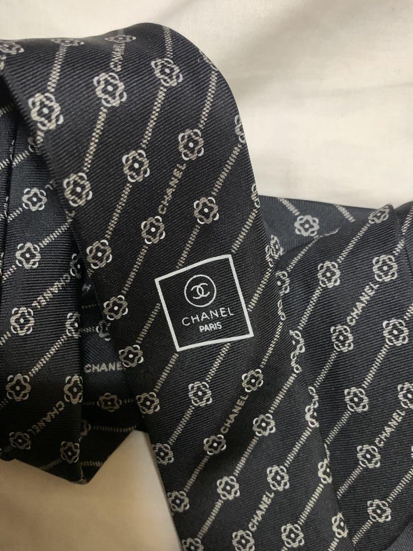CHANEL シルク ネクタイ ロゴパターン