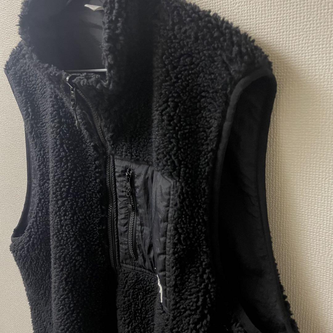 REVERSIBLE VEST
