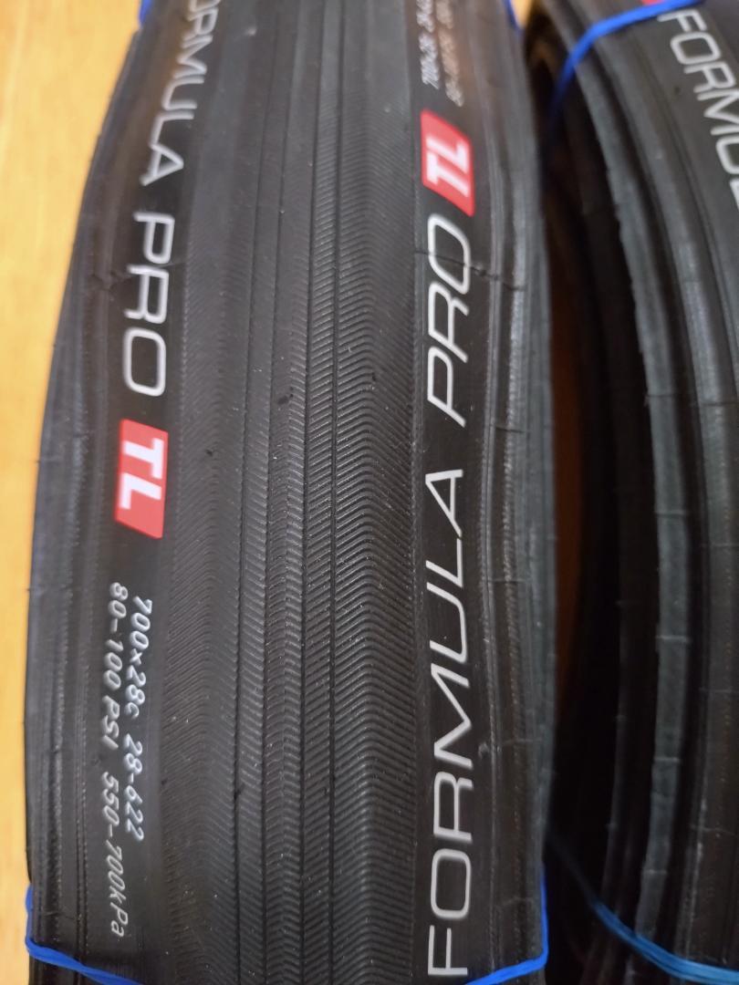 IRC FORMULA PRO TL X-GUARD 700×28c 2本セット
