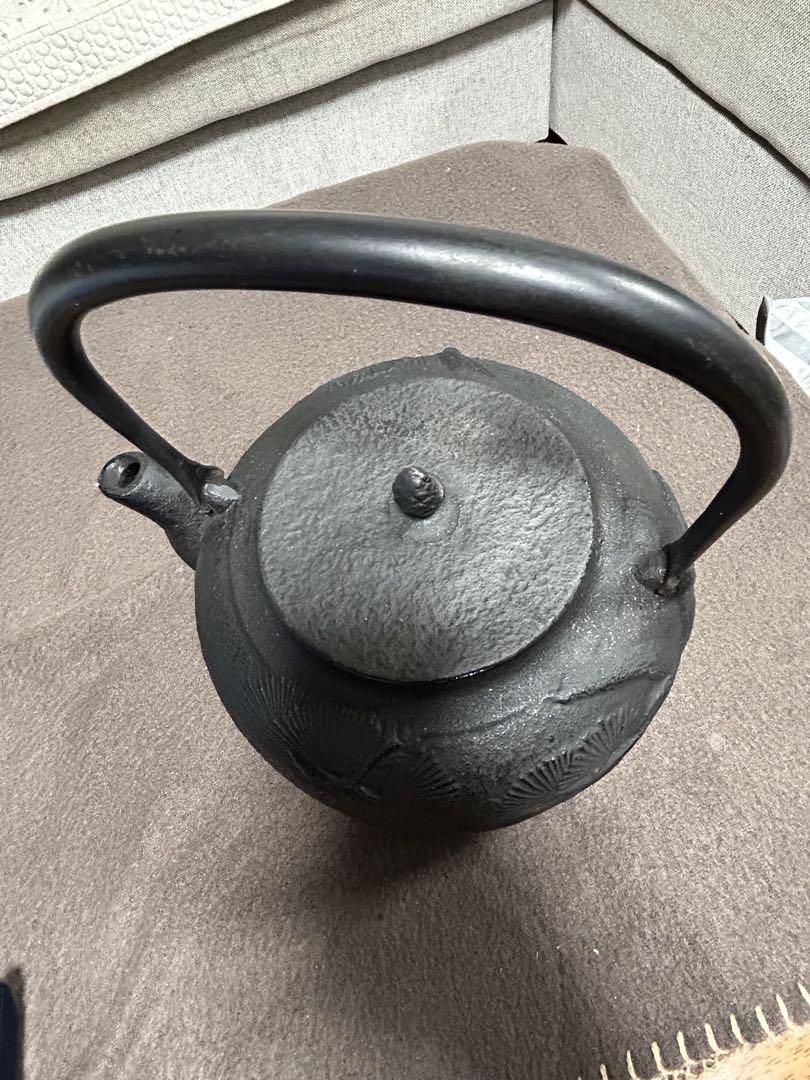 南部鉄器 鉄瓶 運南堂 松柄2.2L