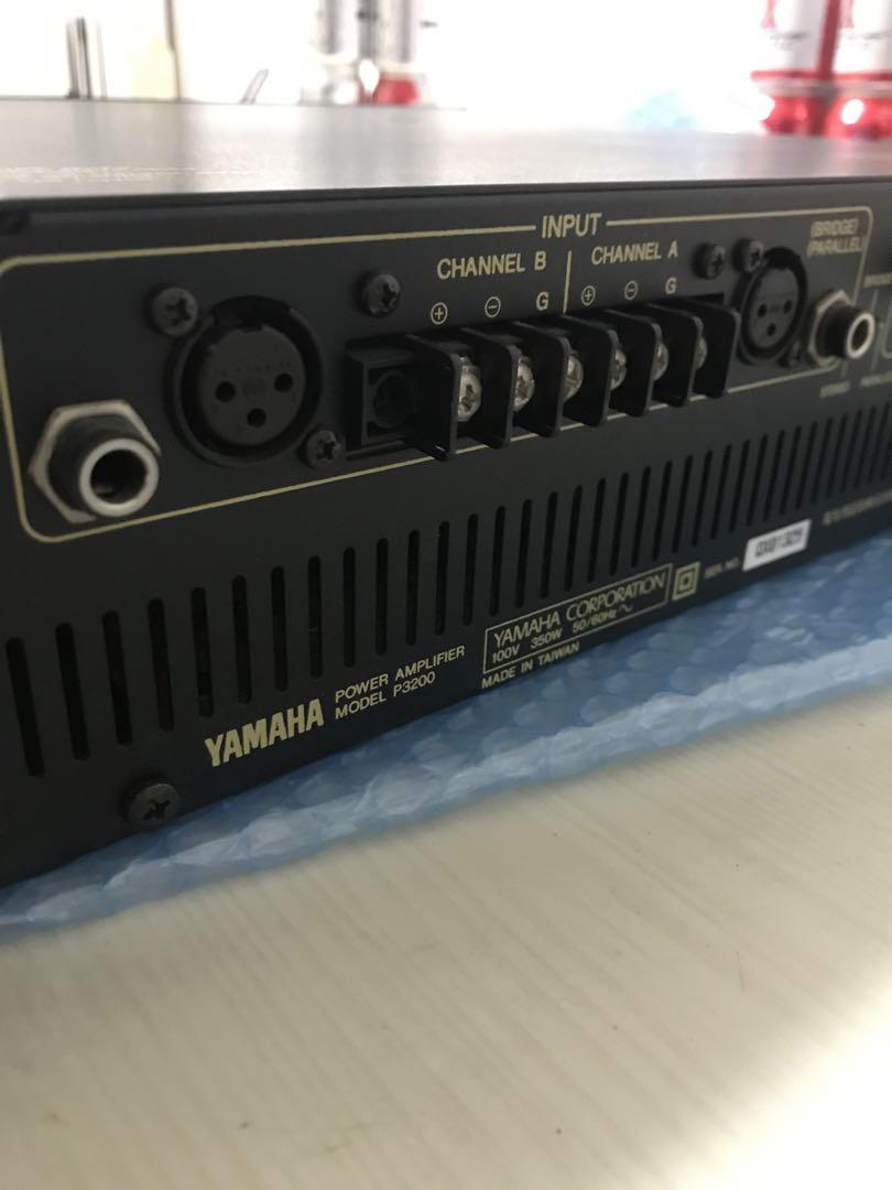 ( 美品 )YAMAHA P3200 パワーアンプ