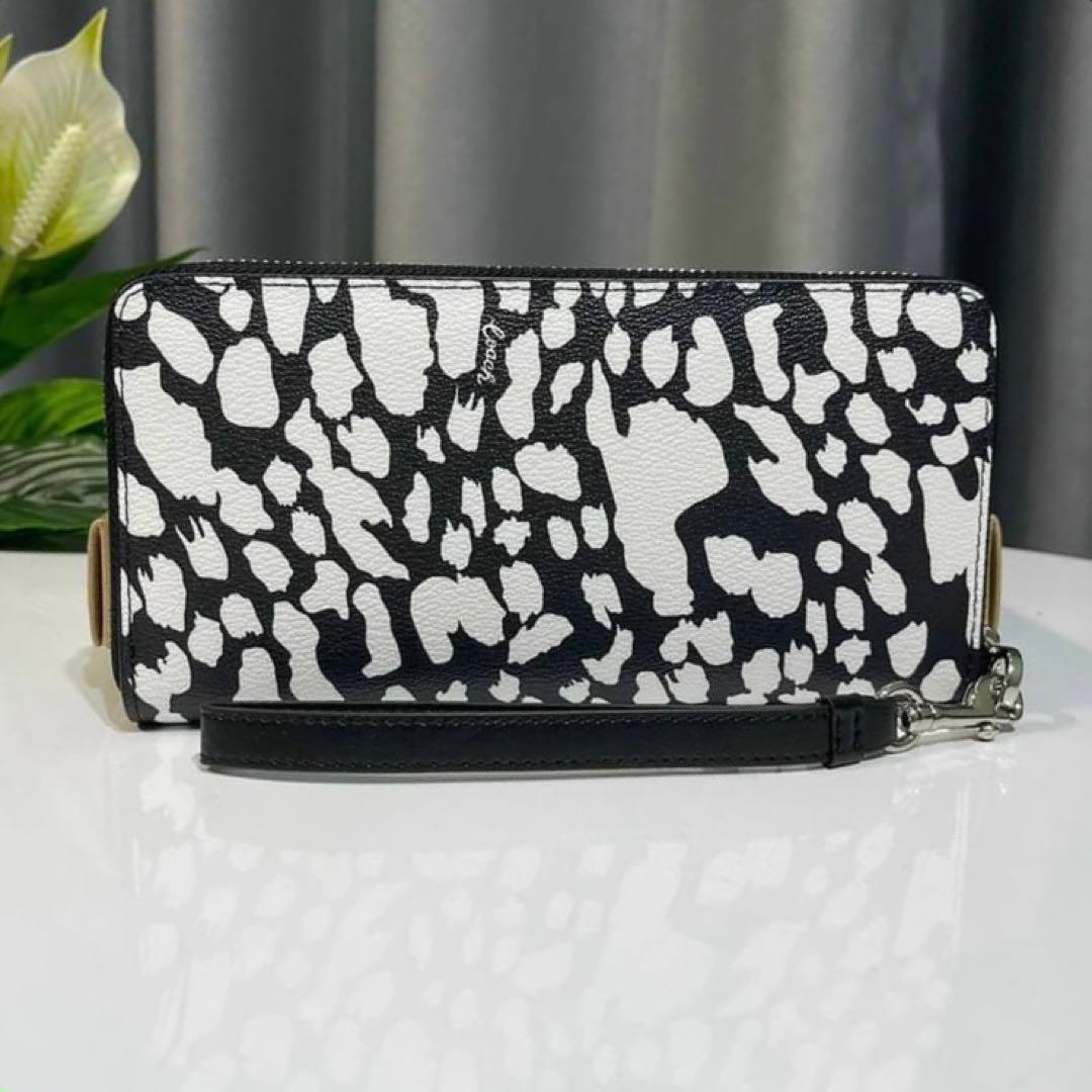 注文割引 【残り1点】早い者勝ち レア レディース アニマル柄 財布