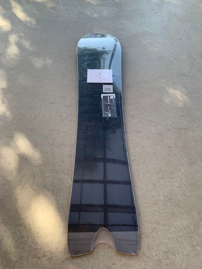 SALOMON Wolle Nyvelt Fish 153 スノーボード