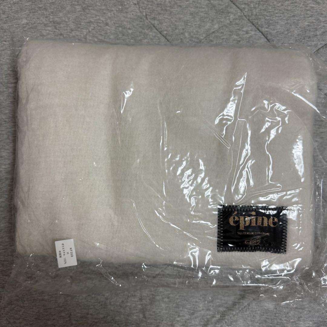 épine initial muffler ivory エピヌ マフラー