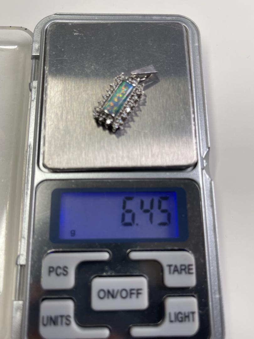Pt900 オパールダイヤモンド　ペンダント