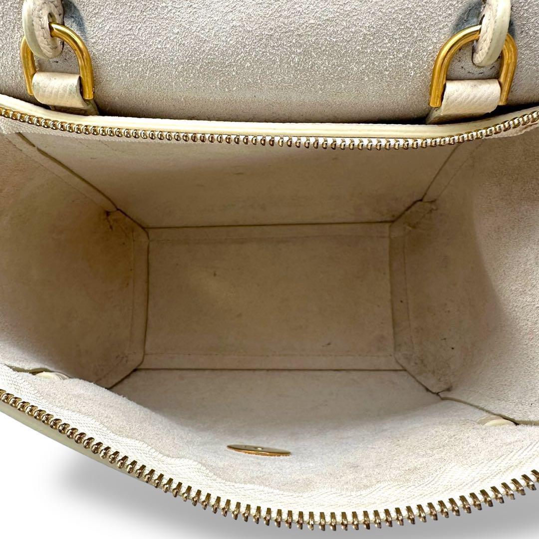 美品　CELINE ブラウン アイボリー バッグ 保存袋付き ミディアム ティリー バッグ / シャイニーカーフスキン