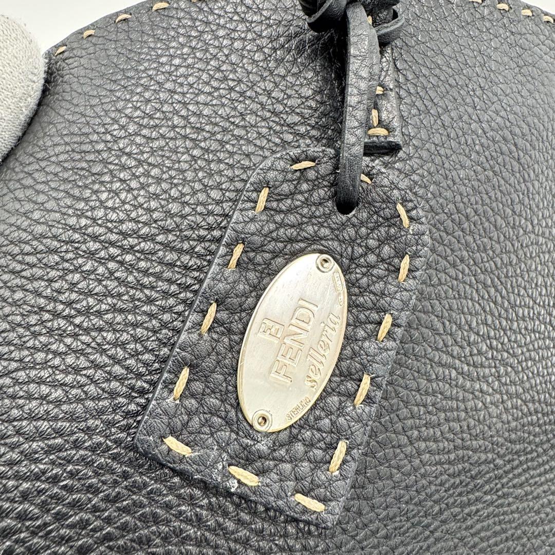 FENDI】フェンディ『カルラ セレリア トートバッグ』8BH257
