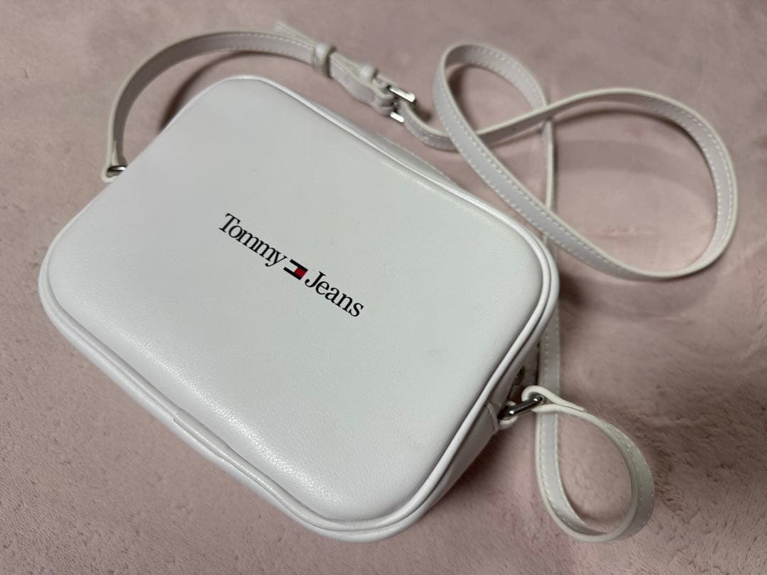 未使用 Tommy Jeans ホワイト ショルダーバッグ