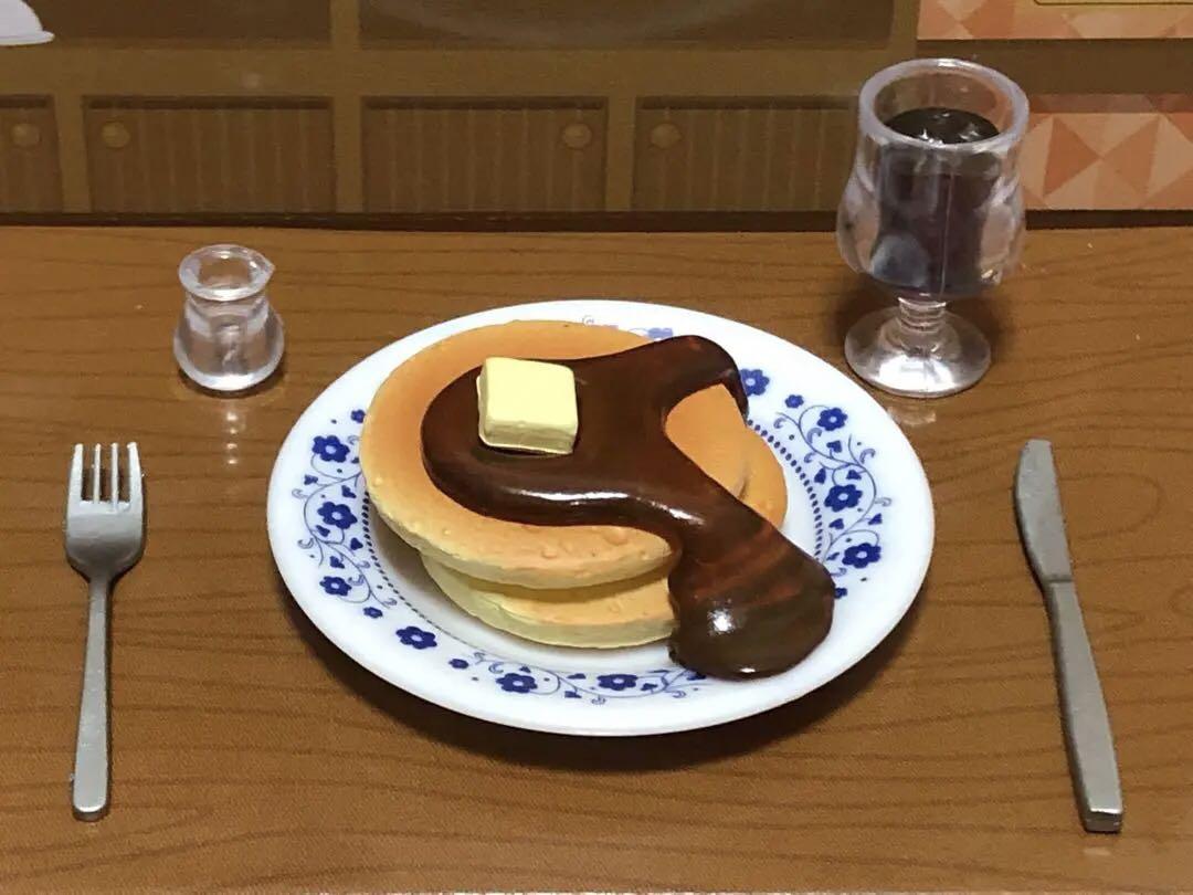 【新作からSALEアイテム等お得な商品満載】 リーメント メルカリ - 街角のレトロ喫茶店⑦昔ながらのホットケーキ ぬいぐるみ