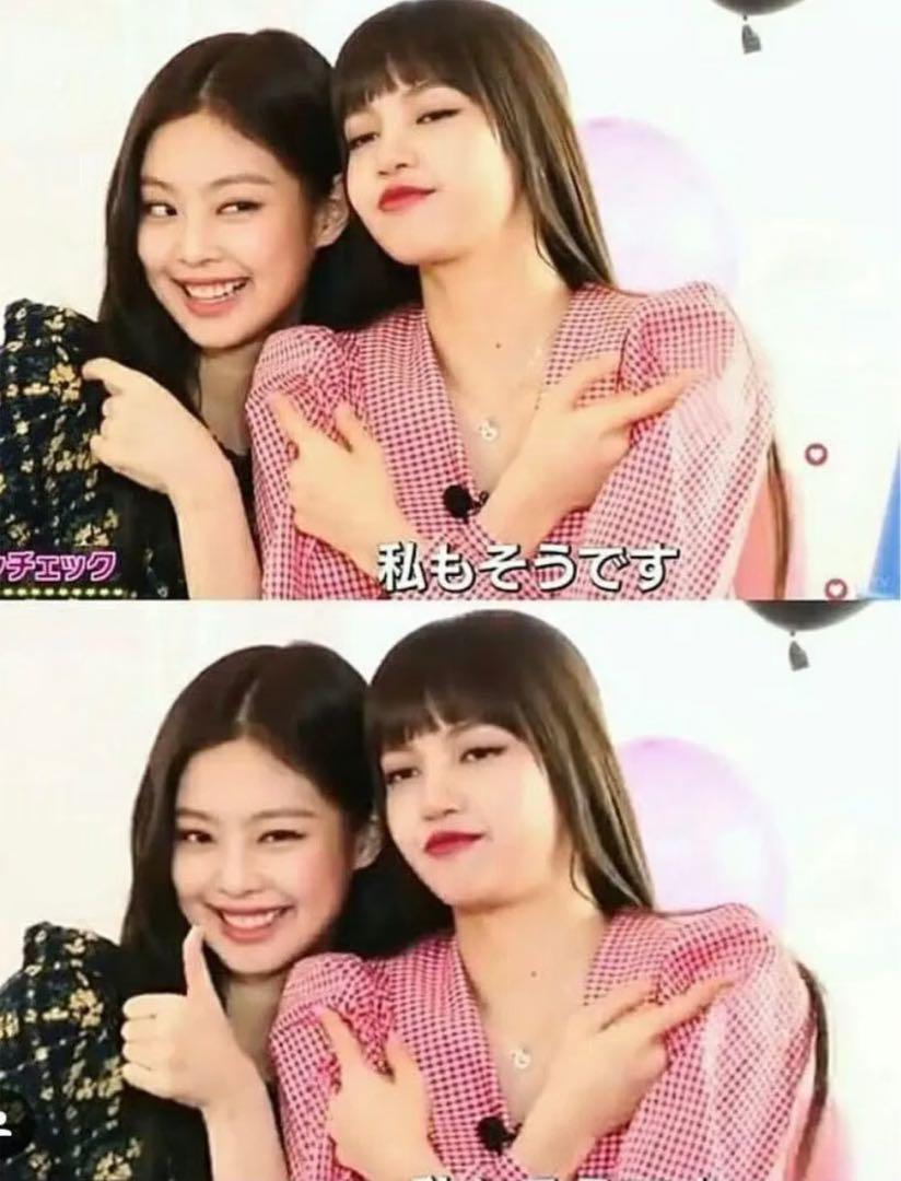 BLACKPINK JENNIE着用【OMIGHTY】フラワータンクトップ/関送無料