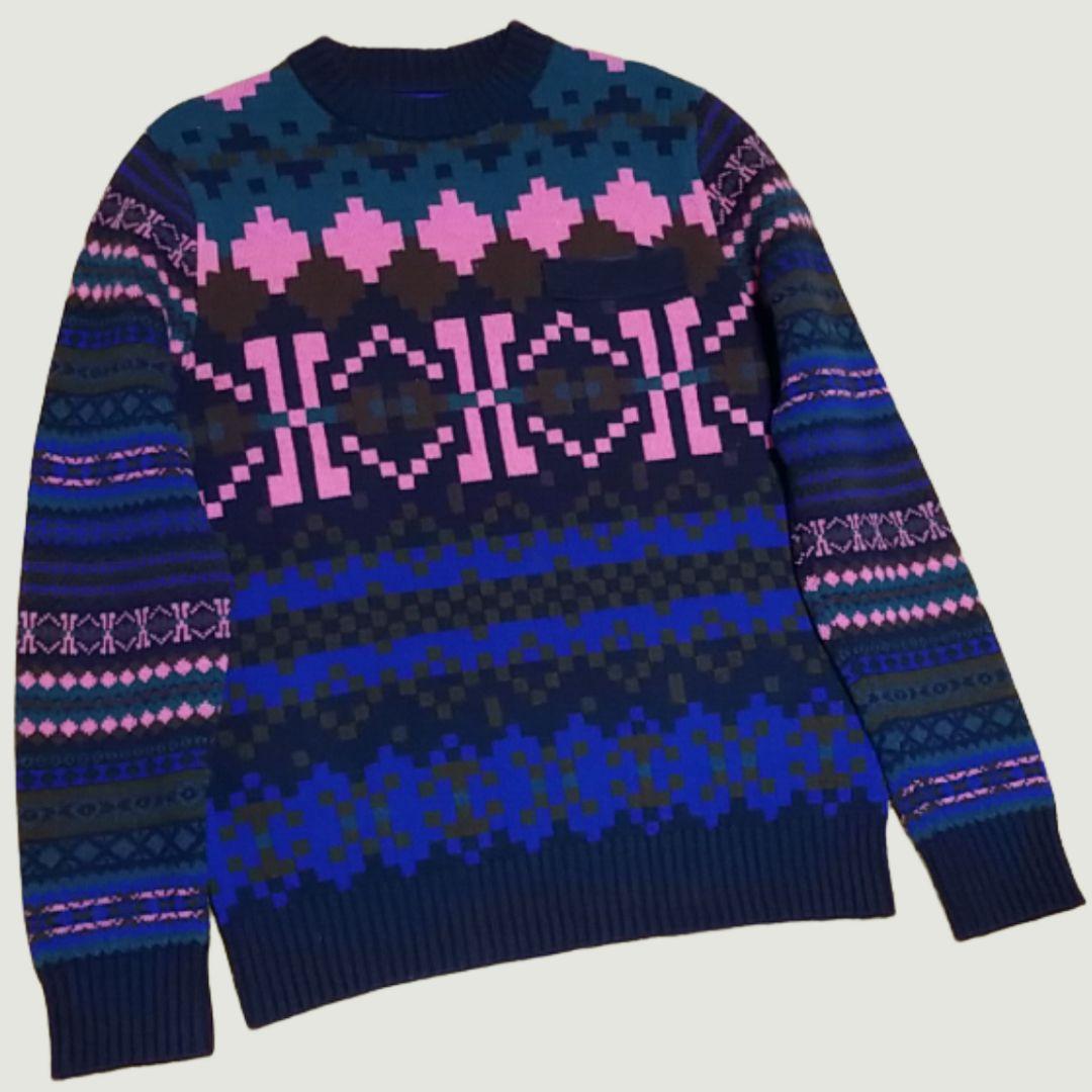 パクヒョンシク 着用ニットA