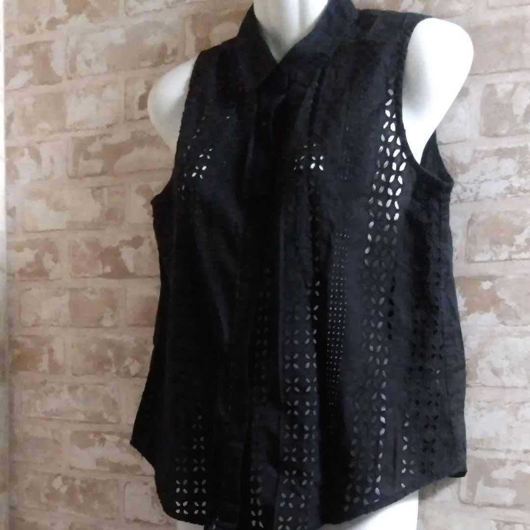 メルカリ gu 黒ノースリーブレースブラウス シャツ ブラウス 半袖 袖なし 555 中古や未使用のフリマ メルカリ gu 黒ノースリーブレースブラウス シャツ ブラウス 半袖 袖なし 555 中古や未使用のフリマ